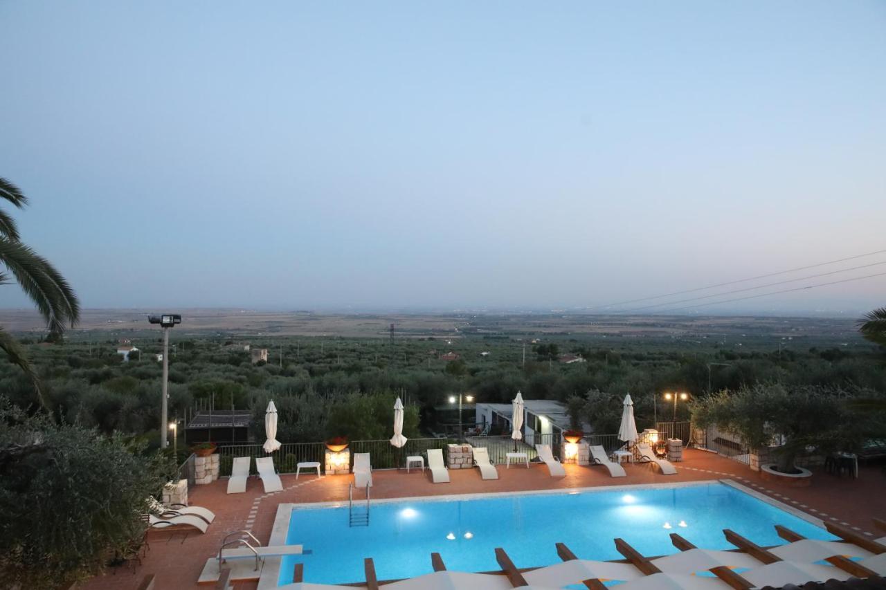 Le Cese Bed & Breakfast ซานโจวานนี โรตอนโด ภายนอก รูปภาพ