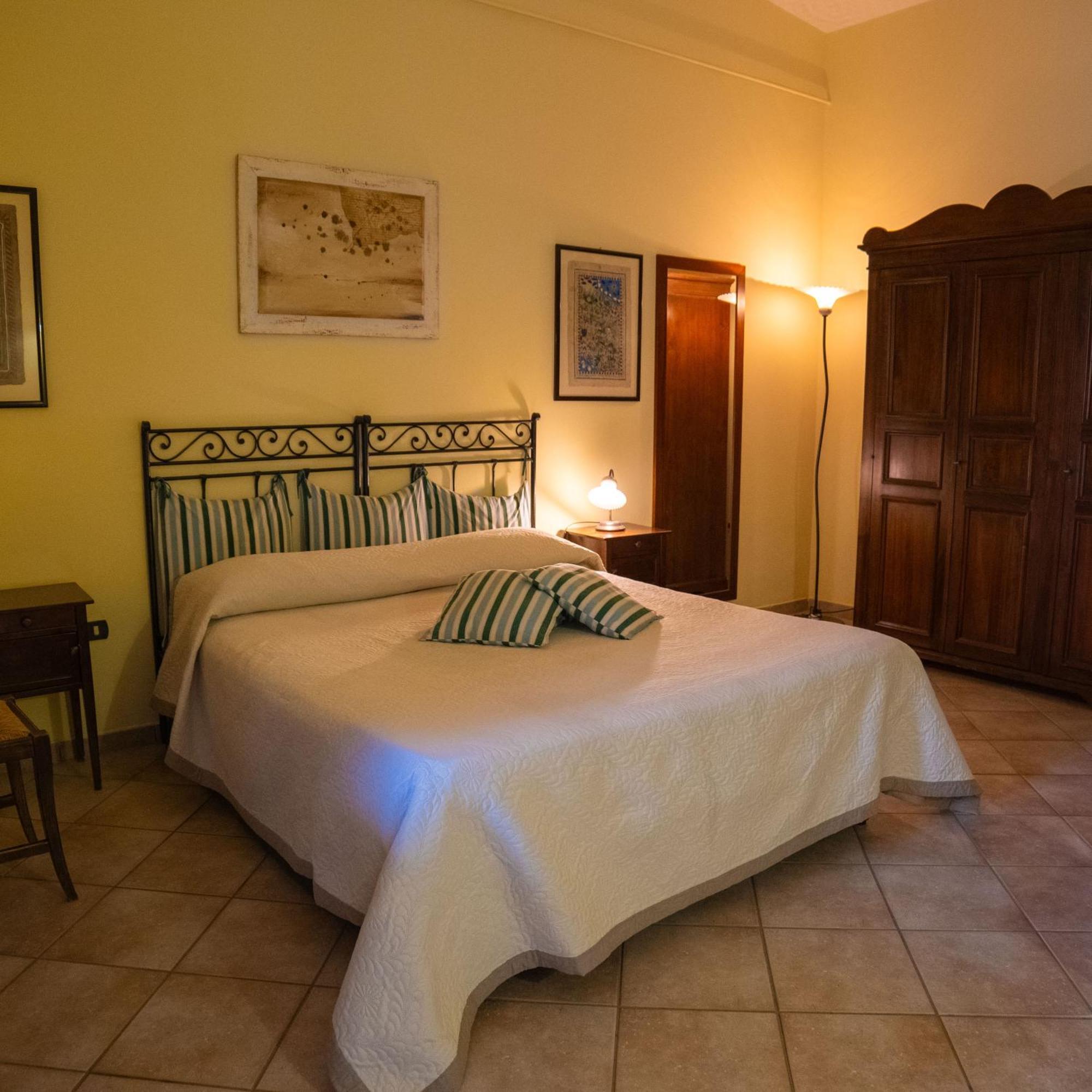 Le Cese Bed & Breakfast ซานโจวานนี โรตอนโด ภายนอก รูปภาพ